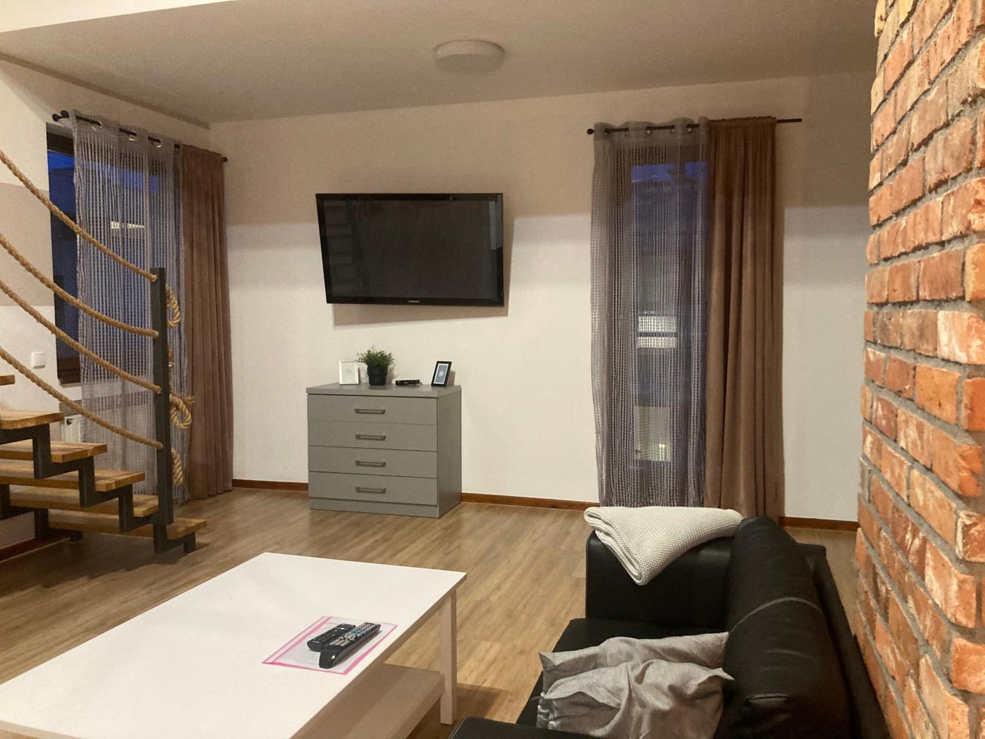 A4 Luxury Apartment ヴロツワフ エクステリア 写真